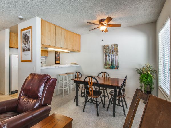 Yosemite Area Home 984643