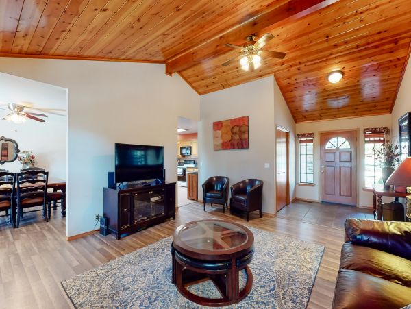 Yosemite Area Home 984644