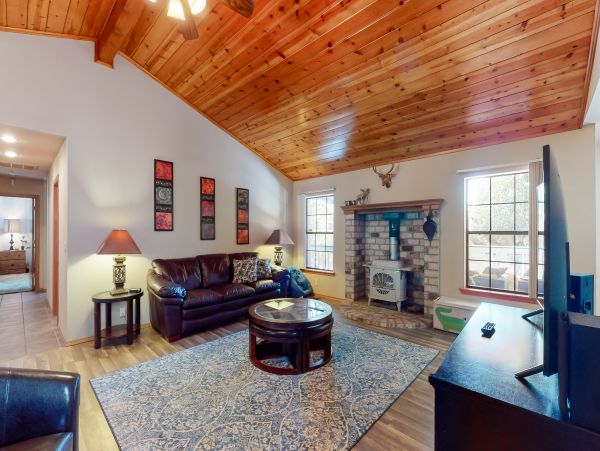 Yosemite Area Home 984644