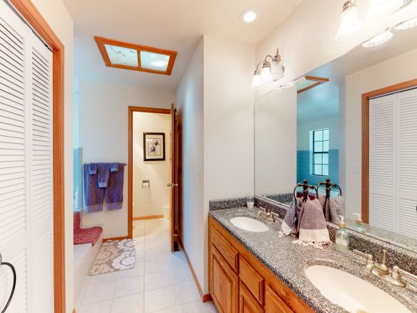 Yosemite Area Home 984644