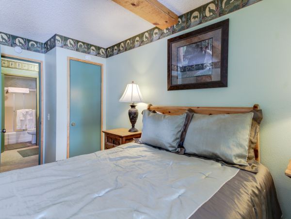 Yosemite Area Home 984645