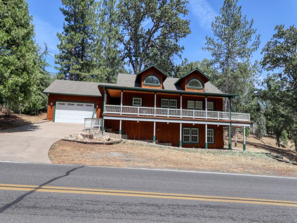 Yosemite Area Home 984646