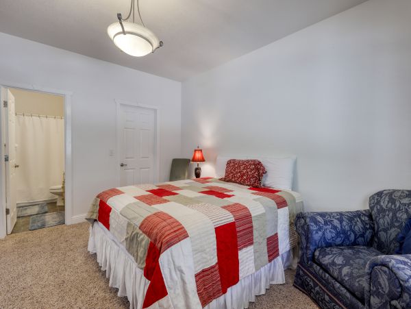 Yosemite Area Home 984646