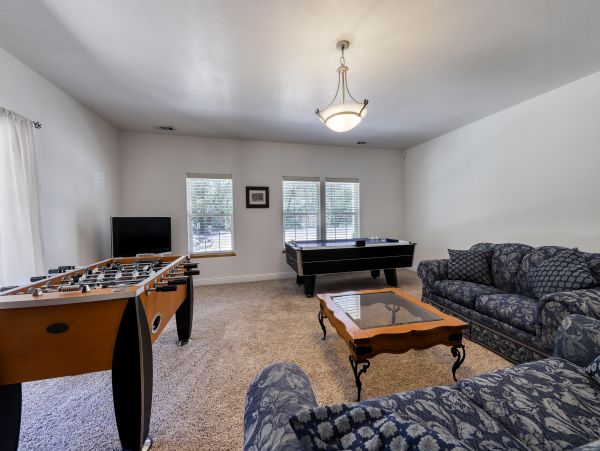 Yosemite Area Home 984646