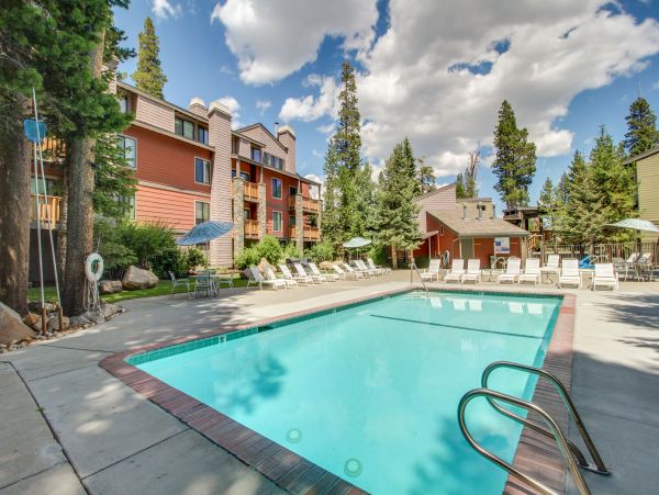 Yosemite Area Home 984647