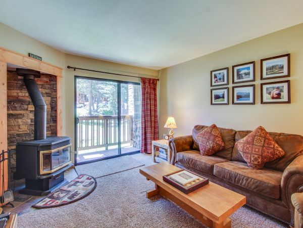Yosemite Area Home 984647