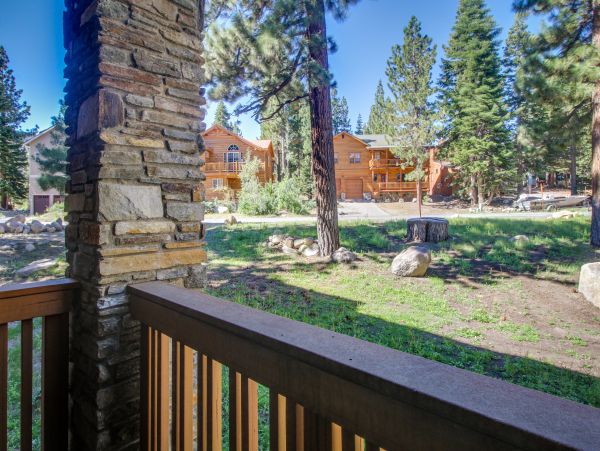 Yosemite Area Home 984647