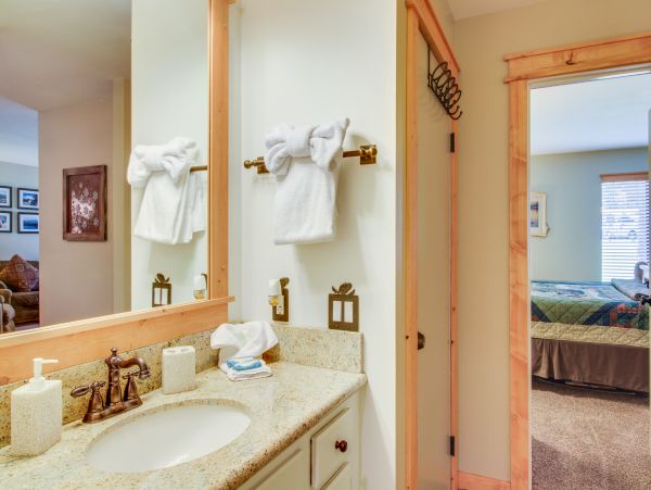 Yosemite Area Home 984647