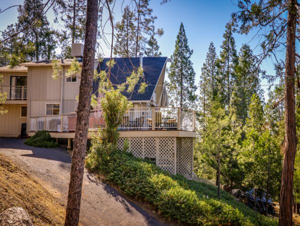 Yosemite Area Home 984648