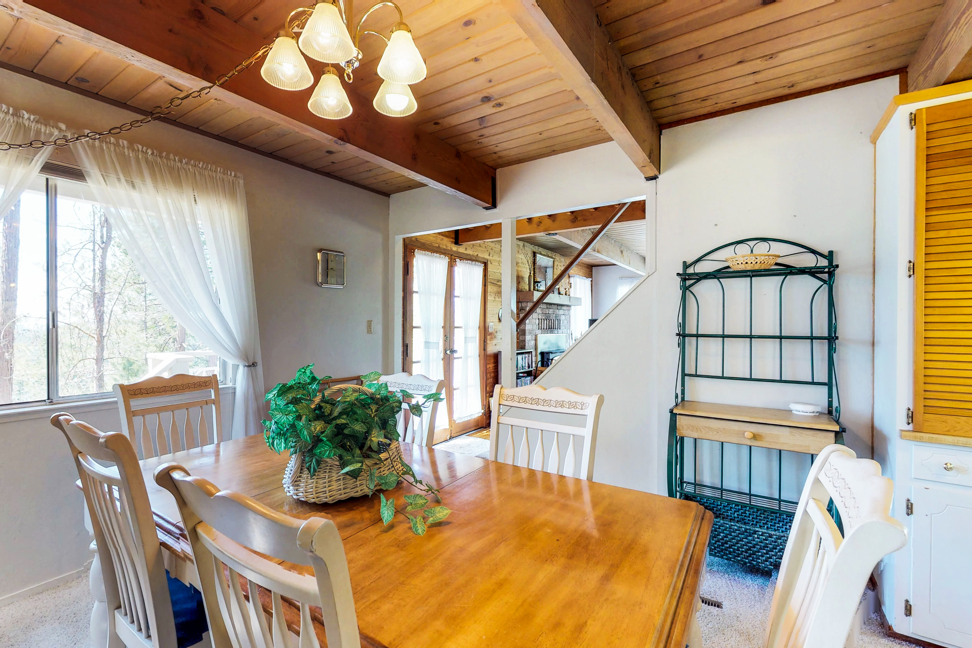 Yosemite Area Home 984648