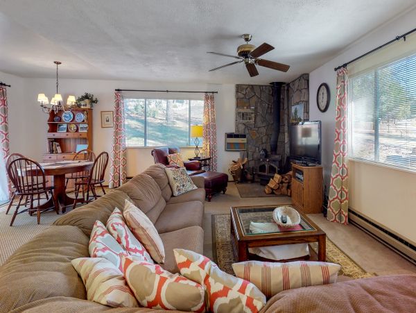 Yosemite Area Home 984649