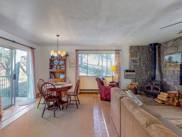 Yosemite Area Home 984649