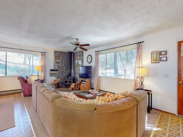 Yosemite Area Home 984649