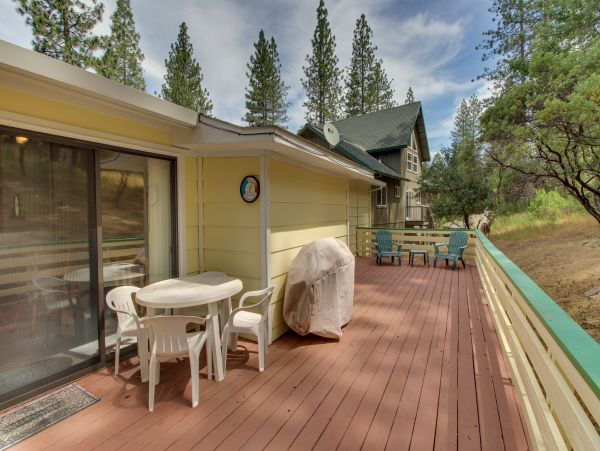 Yosemite Area Home 984650