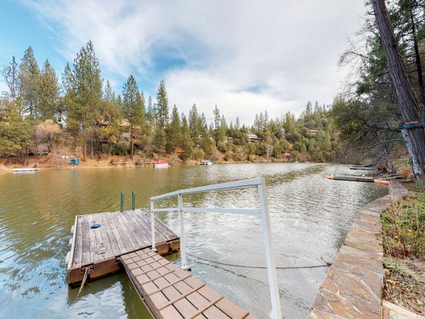 Yosemite Area Home 984651