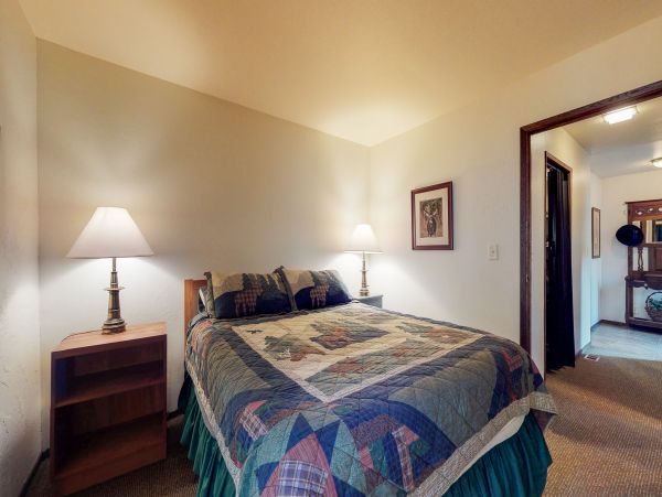 Yosemite Area Home 984651