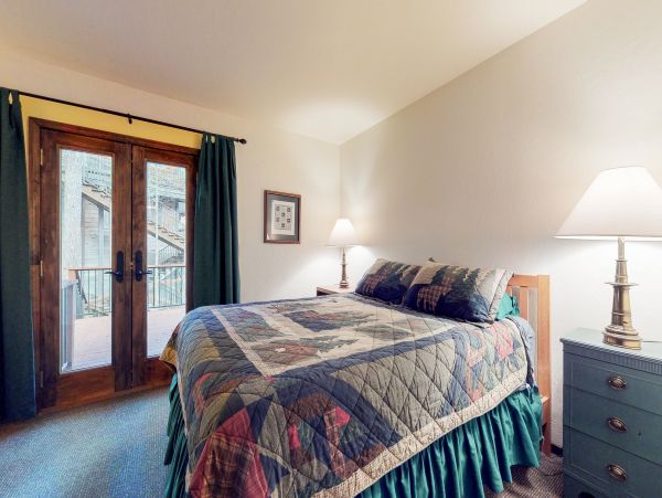 Yosemite Area Home 984651
