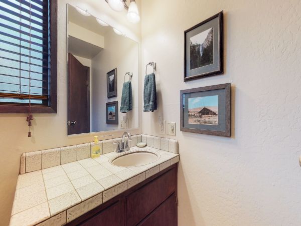 Yosemite Area Home 984651