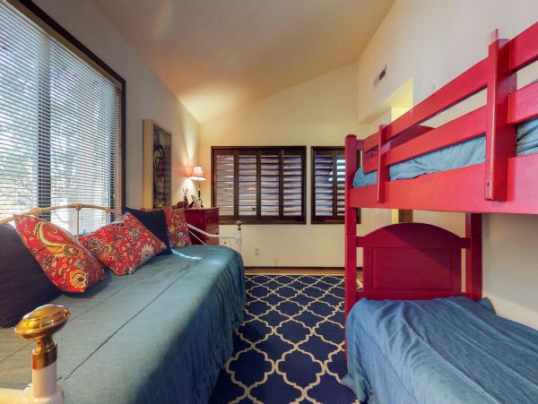 Yosemite Area Home 984651