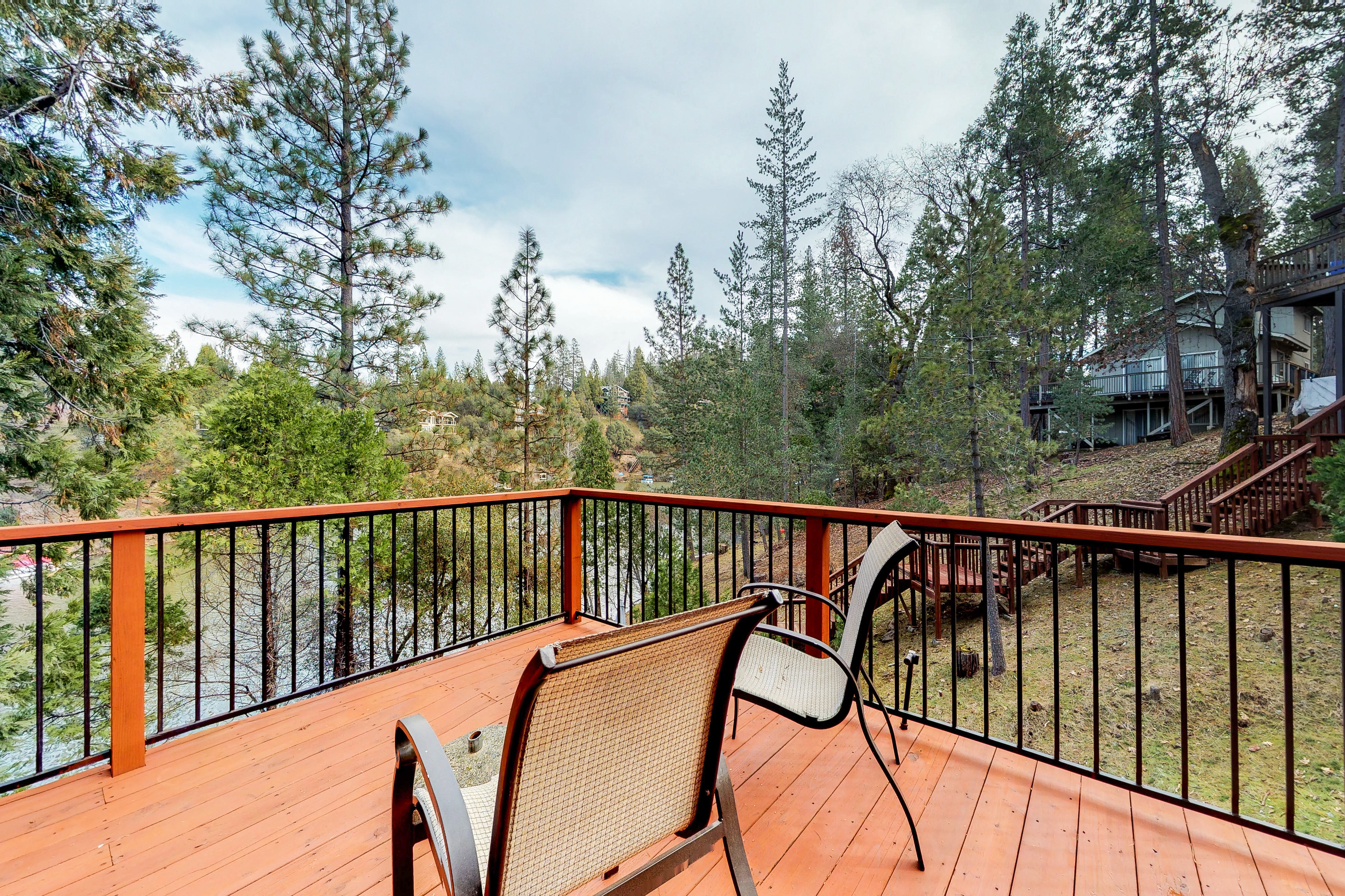 Yosemite Area Home 984651