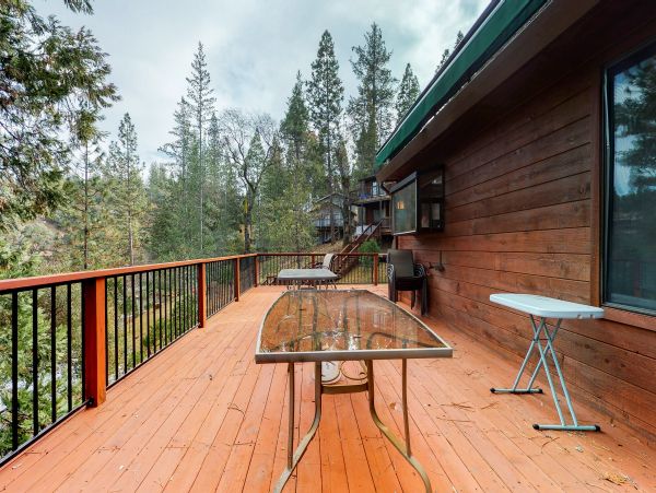 Yosemite Area Home 984651
