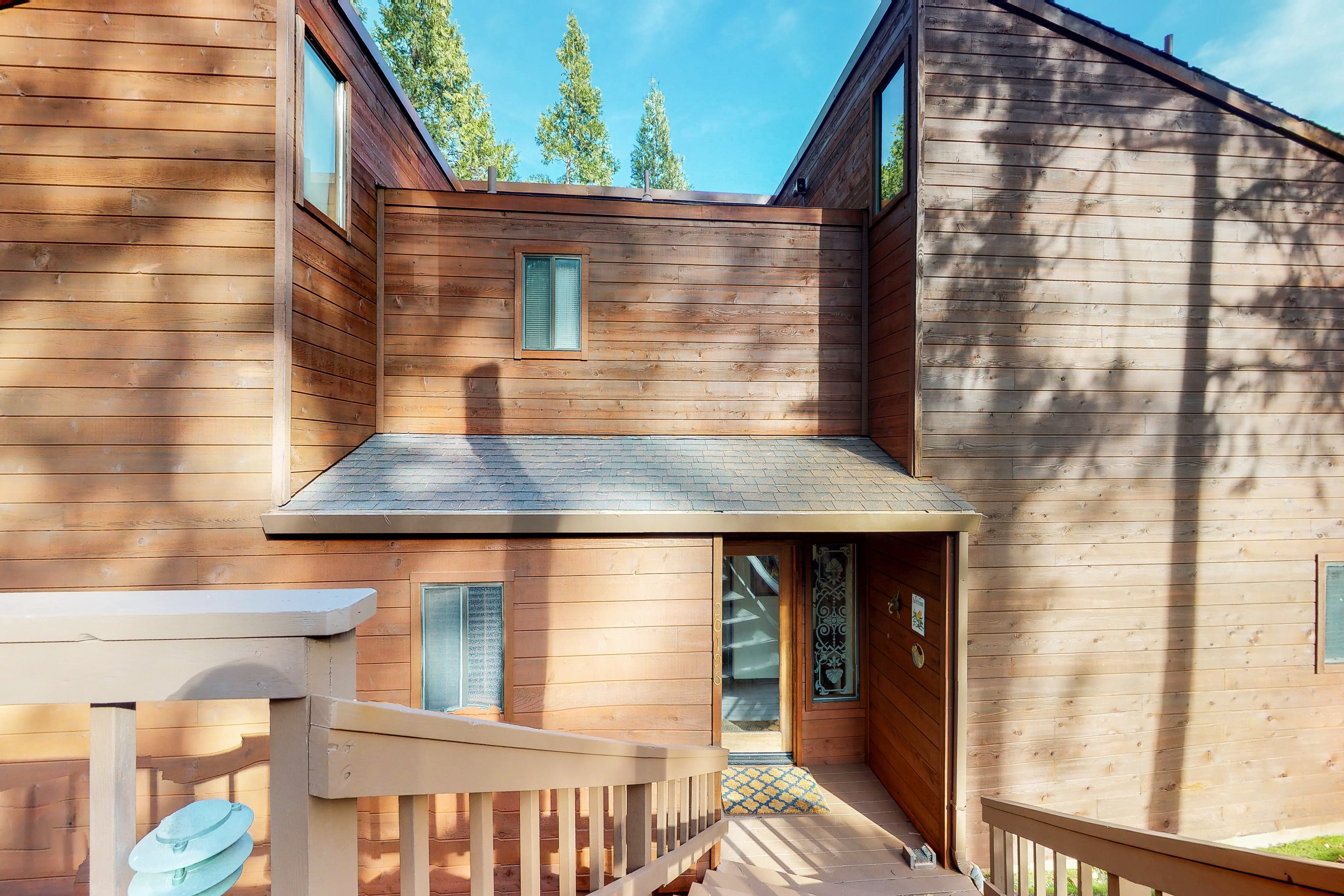 Yosemite Area Home 984651