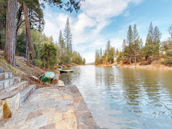 Yosemite Area Home 984651