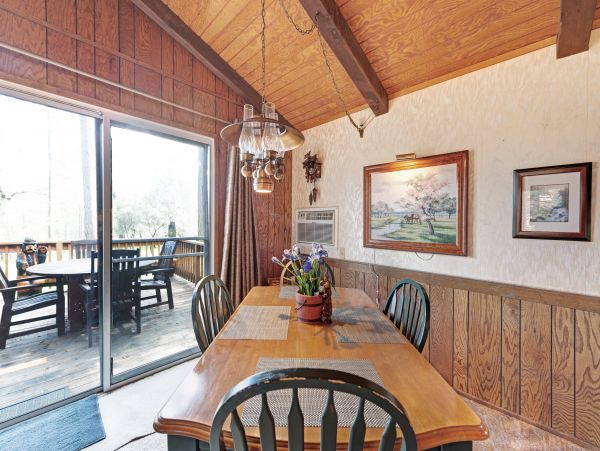 Yosemite Area Home 984653
