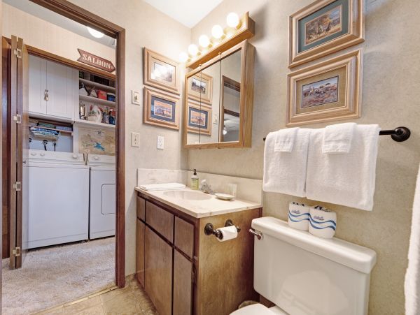 Yosemite Area Home 984653