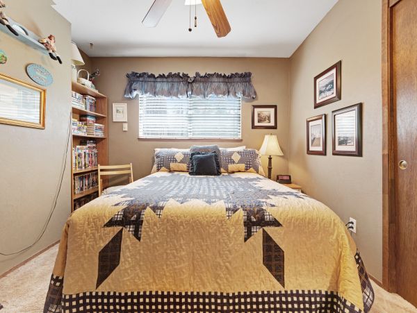 Yosemite Area Home 984653