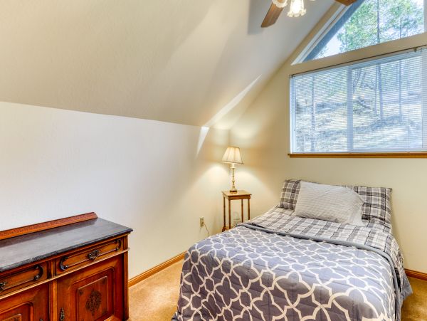 Yosemite Area Home 984655