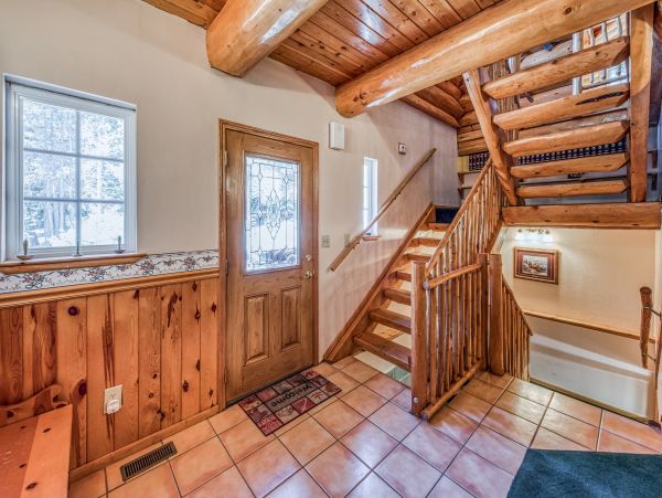 Yosemite Area Home 984656