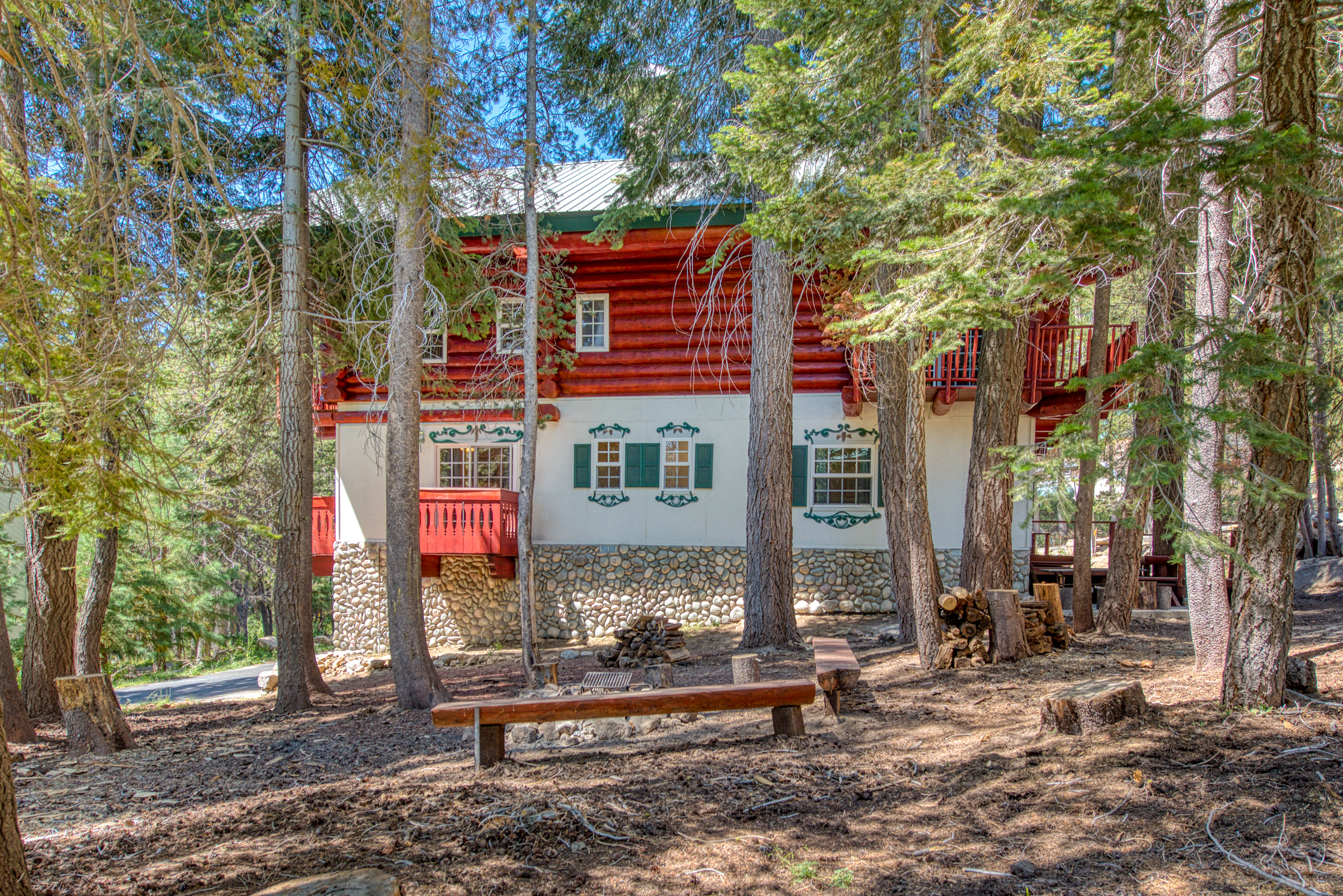 Yosemite Area Home 984656