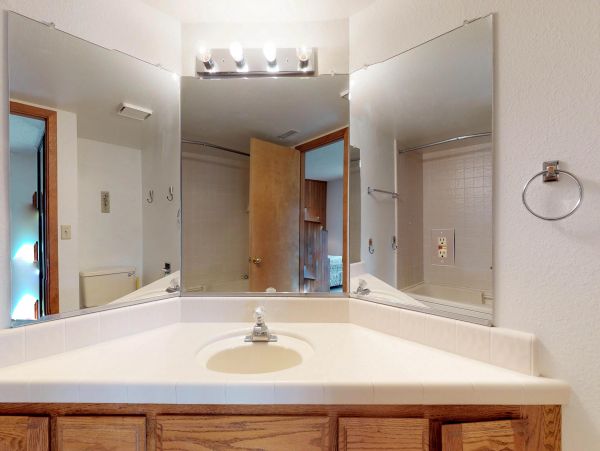 Yosemite Area Home 984657