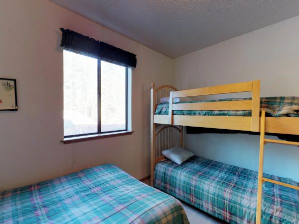 Yosemite Area Home 984657