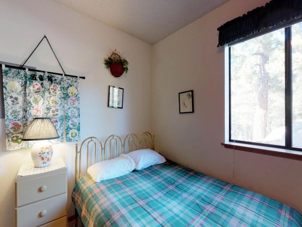 Yosemite Area Home 984657