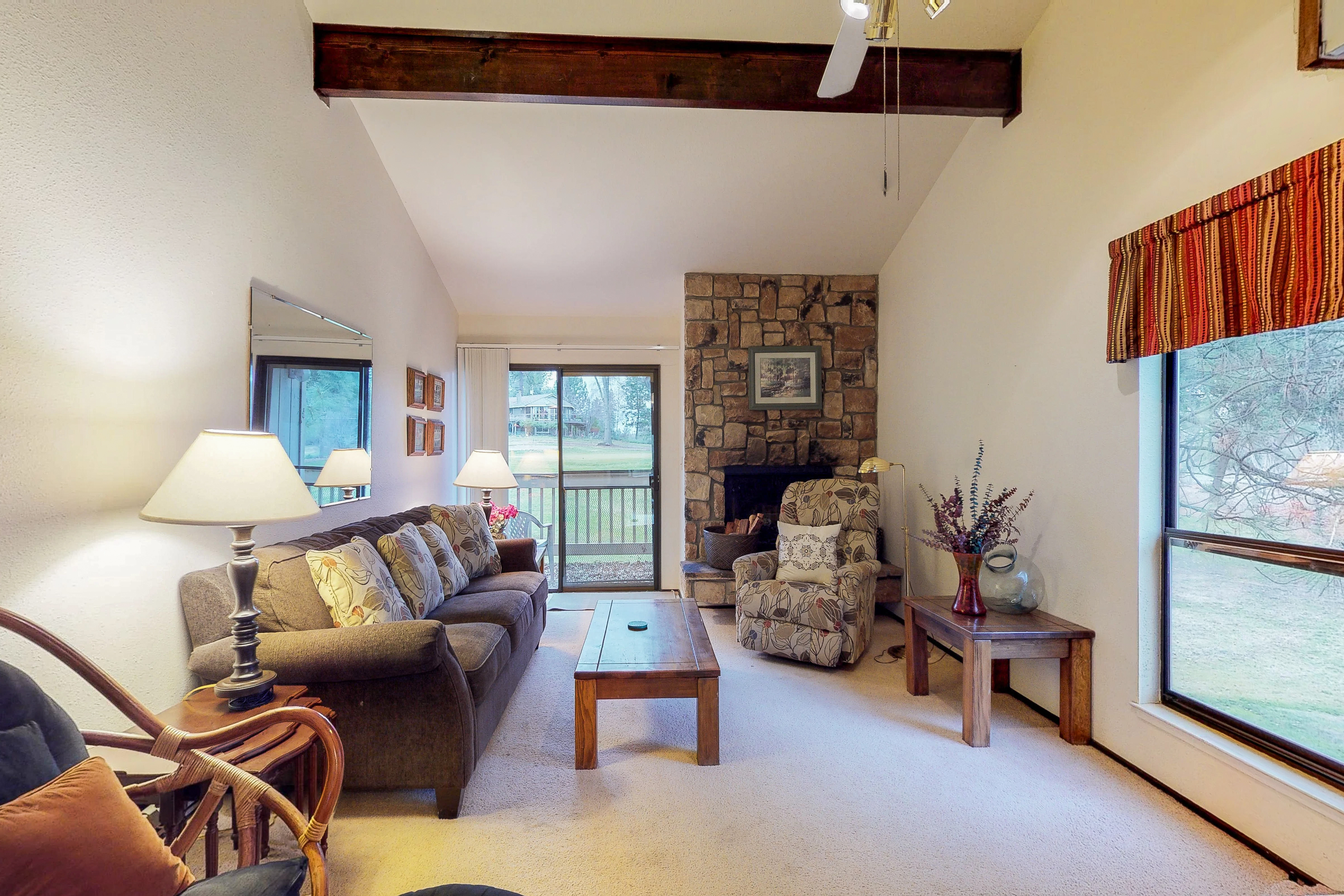 Yosemite Area Home 984660