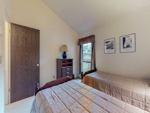 Yosemite Area Home 984660