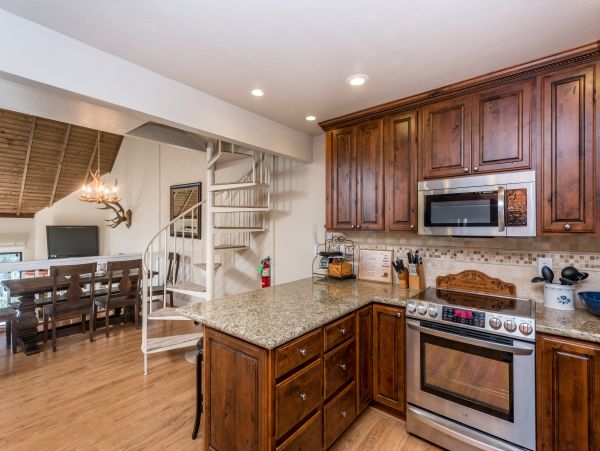 Yosemite Area Home 984661