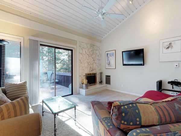 Yosemite Area Home 984662