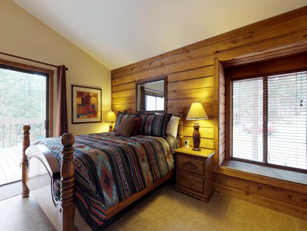 Yosemite Area Home 984663