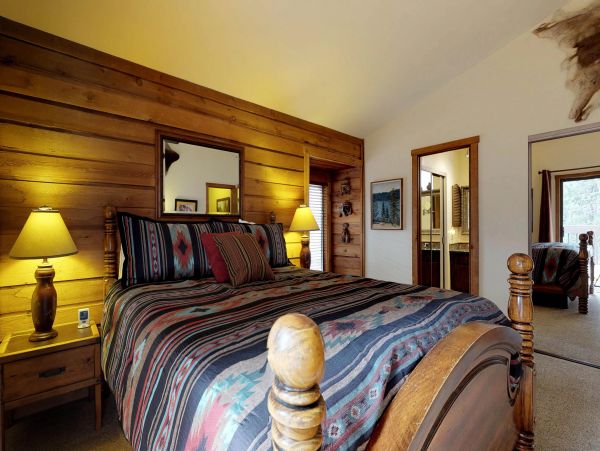 Yosemite Area Home 984663