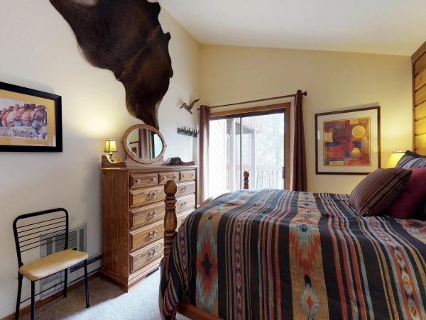 Yosemite Area Home 984663
