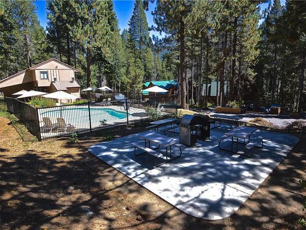 Yosemite Area Home 984663
