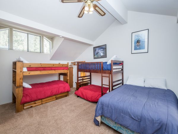 Yosemite Area Home 984664