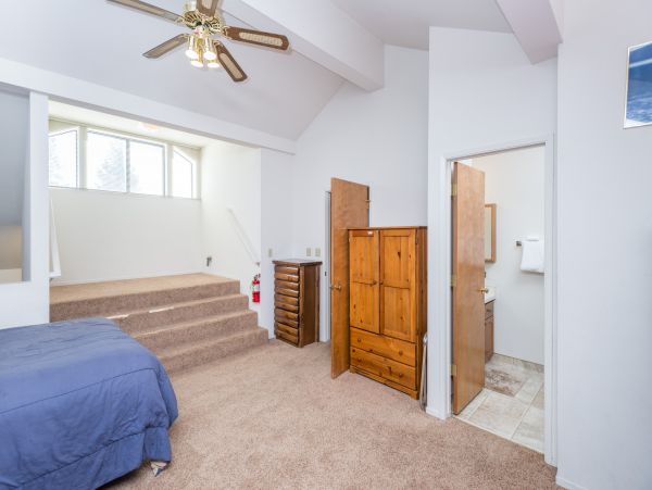 Yosemite Area Home 984664