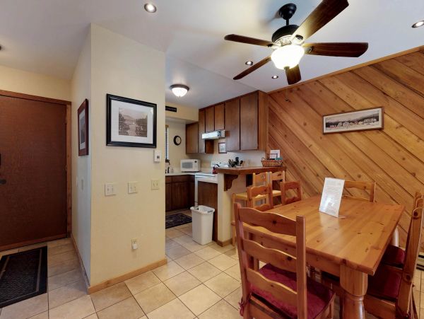 Yosemite Area Home 984665
