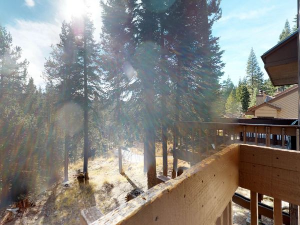 Yosemite Area Home 984665