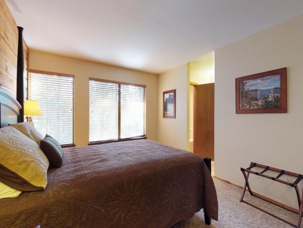 Yosemite Area Home 984665