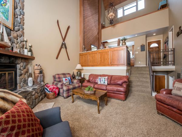Yosemite Area Home 984666